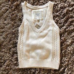 NWT Sweater Vest